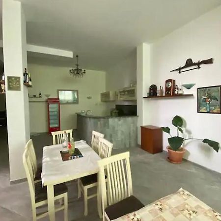 Qerana'S Rooms: Corner Of Nature Голем Екстериор снимка